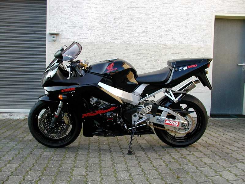 Honda cbr929rr РІС‹С…Р»РѕРї