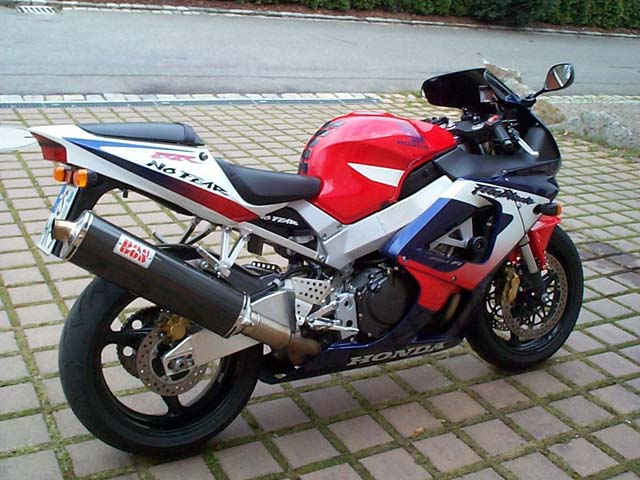 Honda CBR 929rr РіРѕРґ 2000