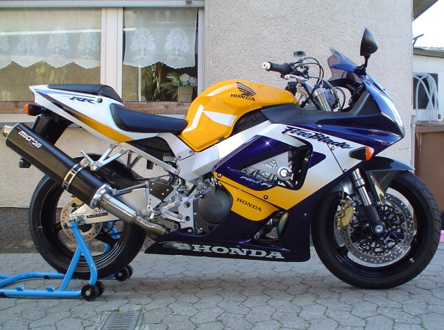 Модель мотоцикла Хонда cbr929rr